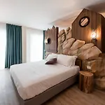 San Michele 4*