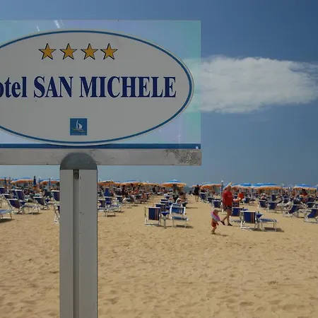 圣米歇尔酒店 4*