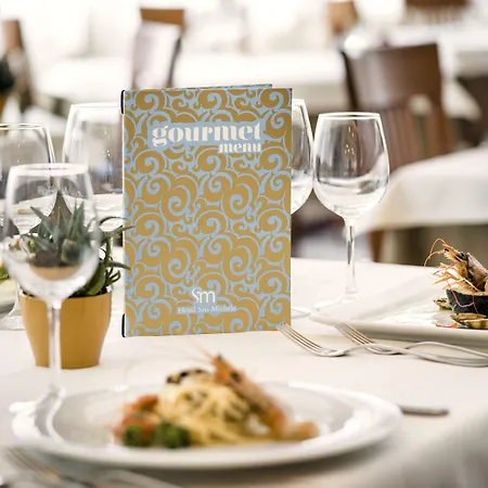 酒店 圣米歇尔酒店 4*