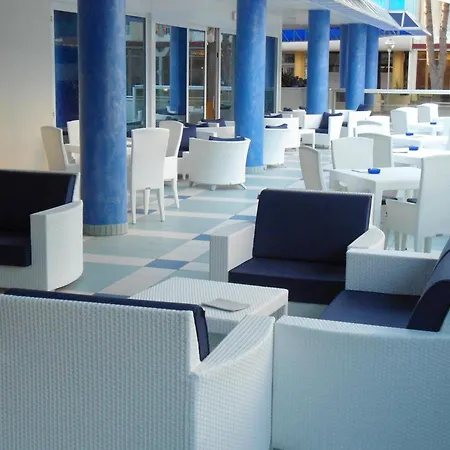 圣米歇尔酒店 4*