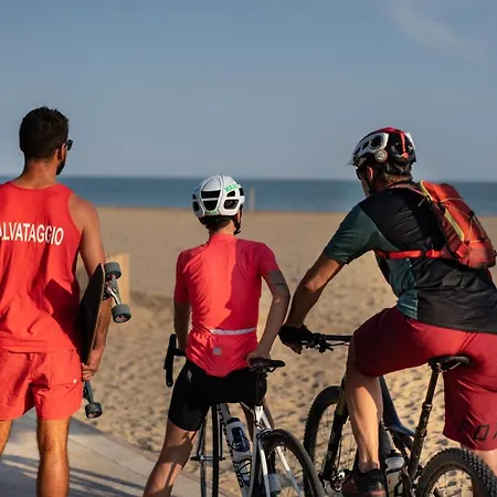 圣米歇尔酒店 4*